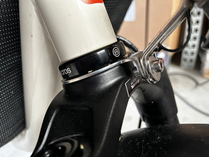 Halter für Frontscheinwerfer